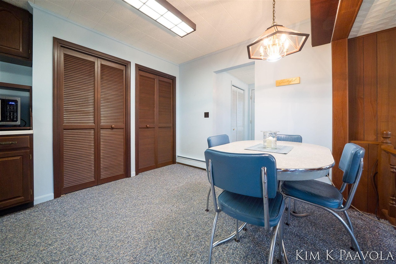 916 James Street, Plainwell, MI, 49080-1816