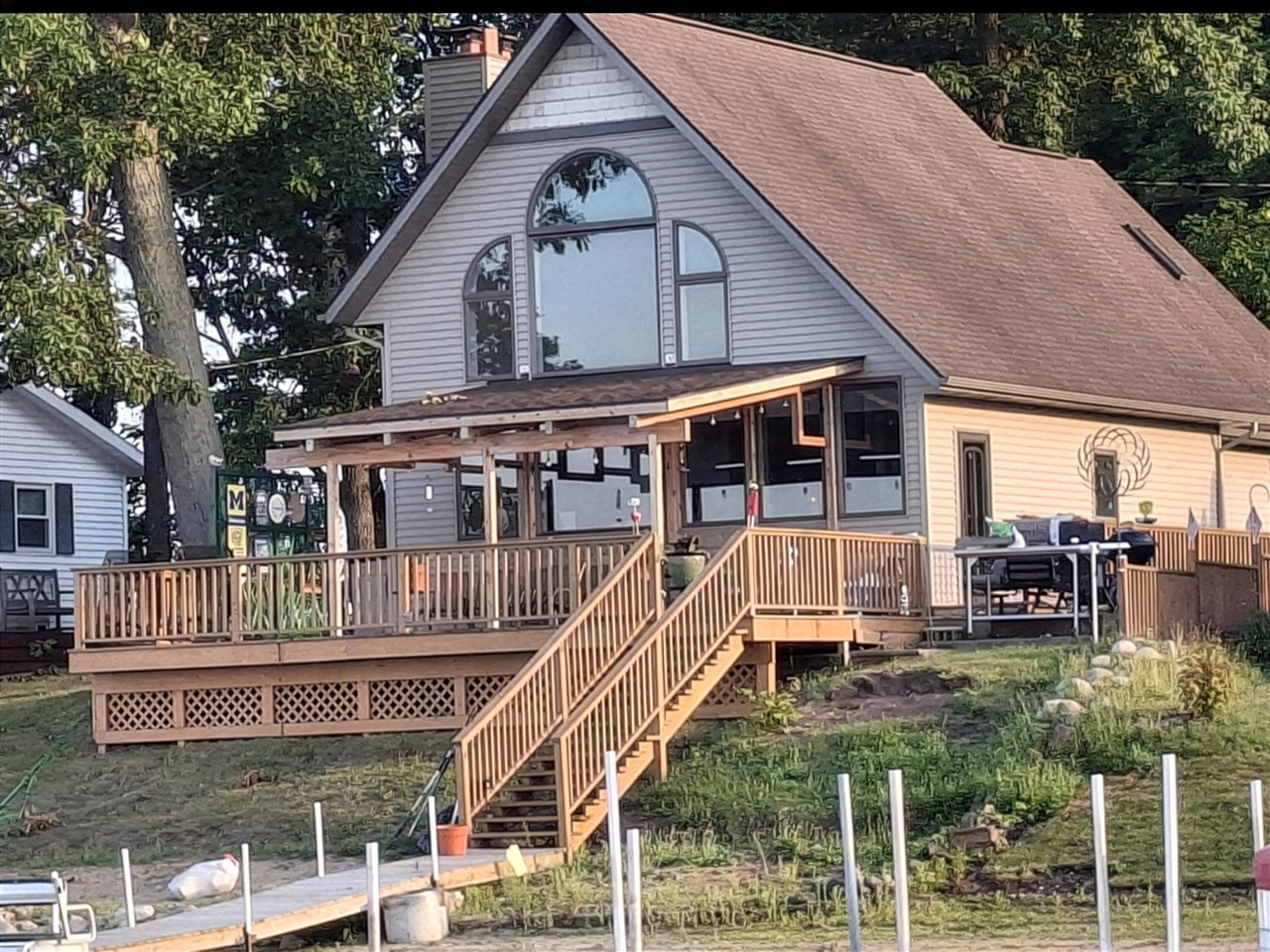 7258 S Crooked Lake Drive, Delton, MI, 49046