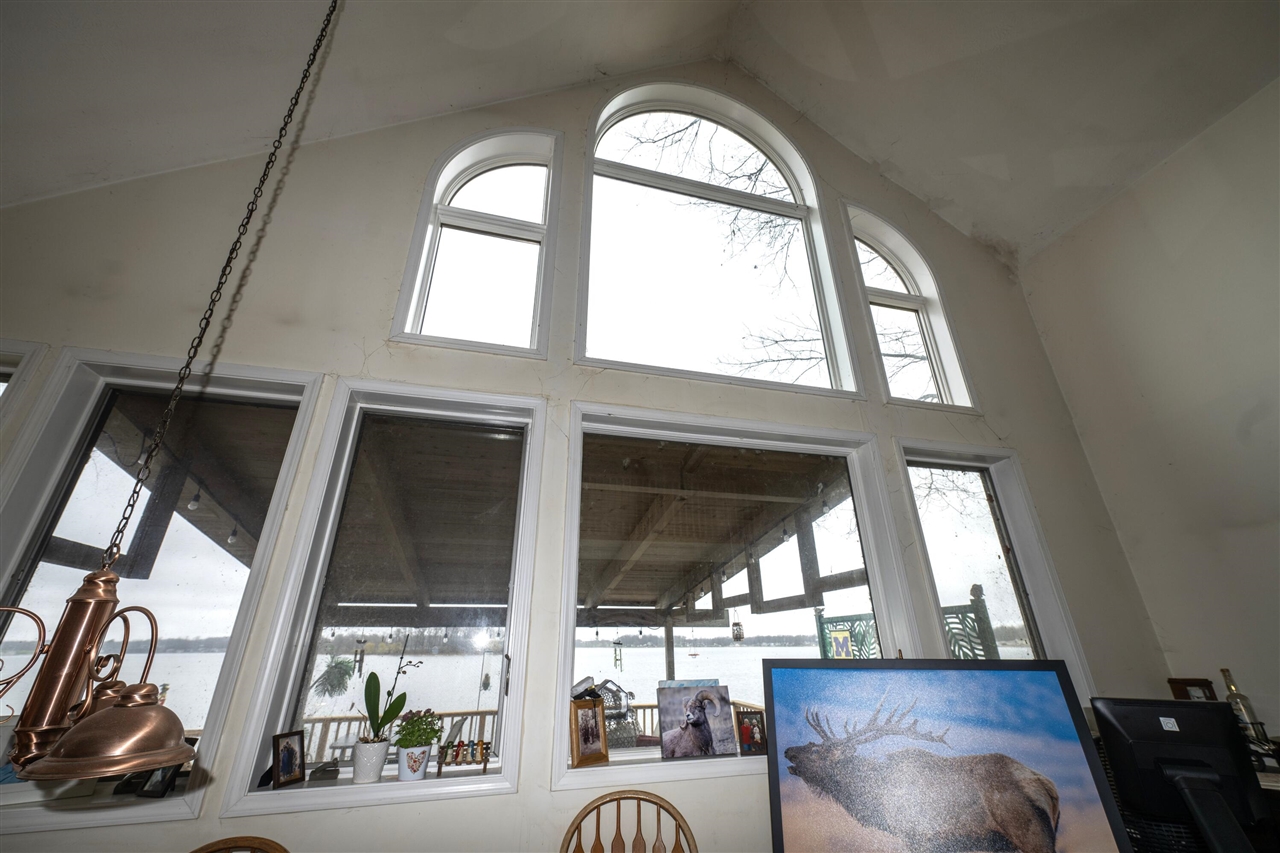 7258 S Crooked Lake Drive, Delton, MI, 49046