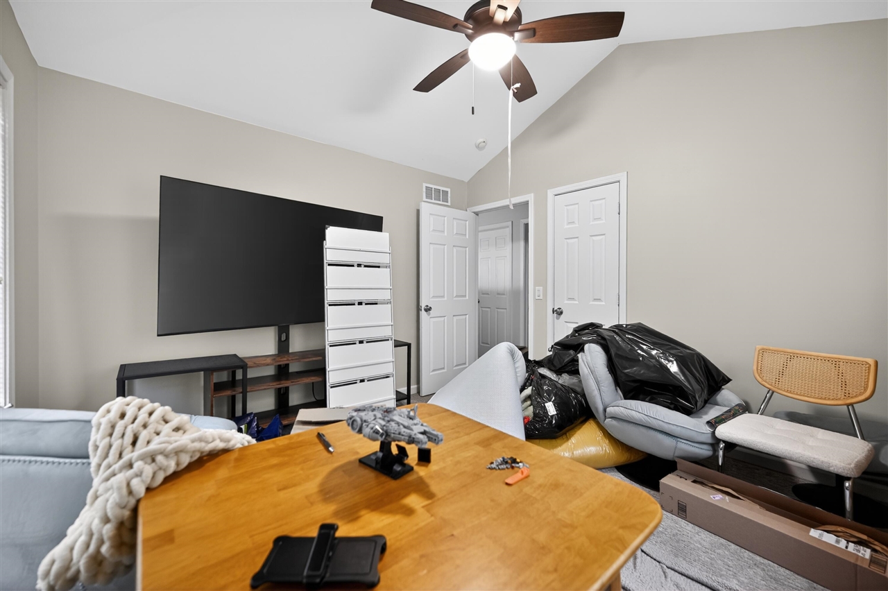 5012 Forest Side Drive, Flint, MI, 48532-2326