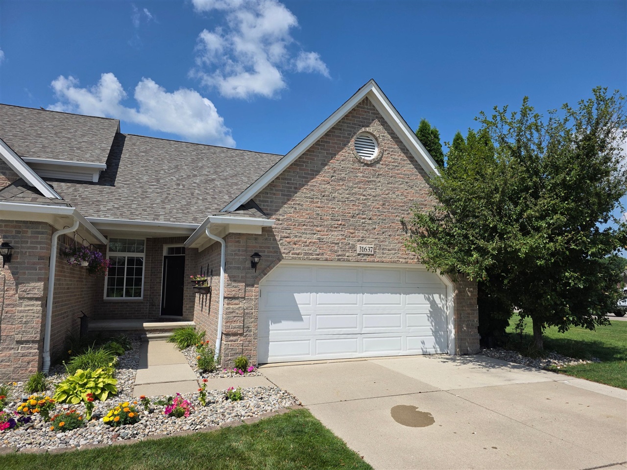 1st image of 31637 Beaver Cir, New Boston, MI 48164 | MLS# 70523449