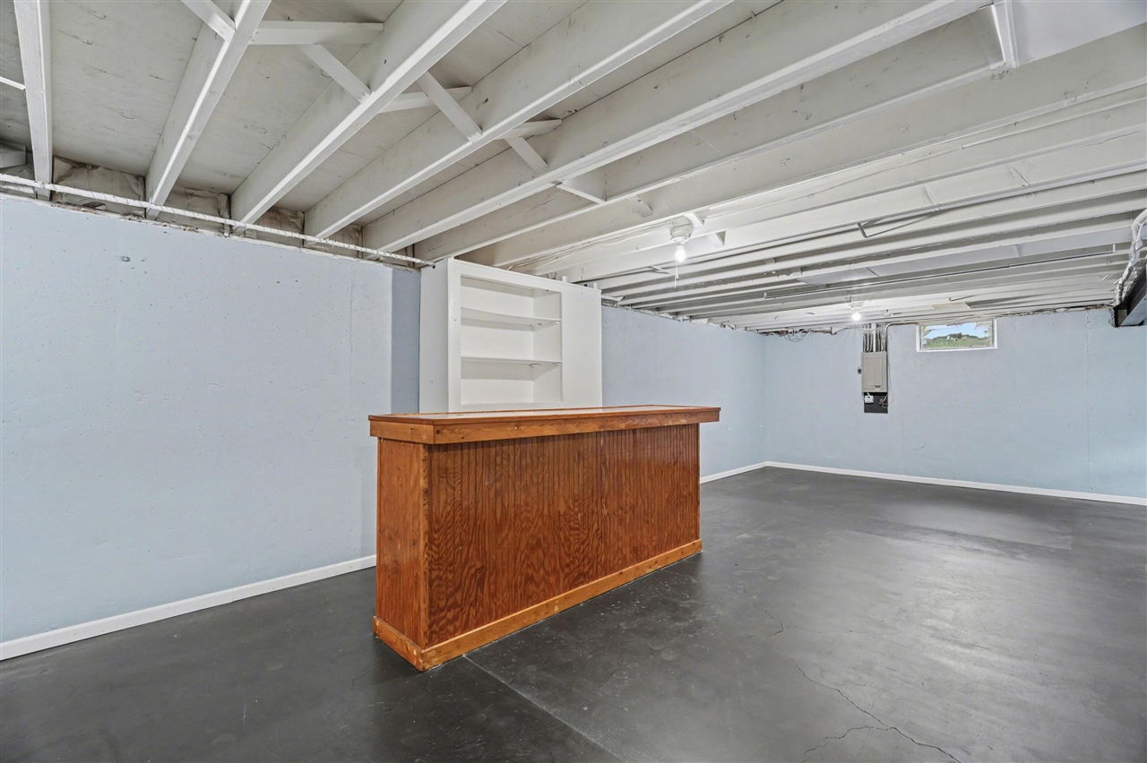 7033 S 12th Street, Portage, MI, 49024-3804