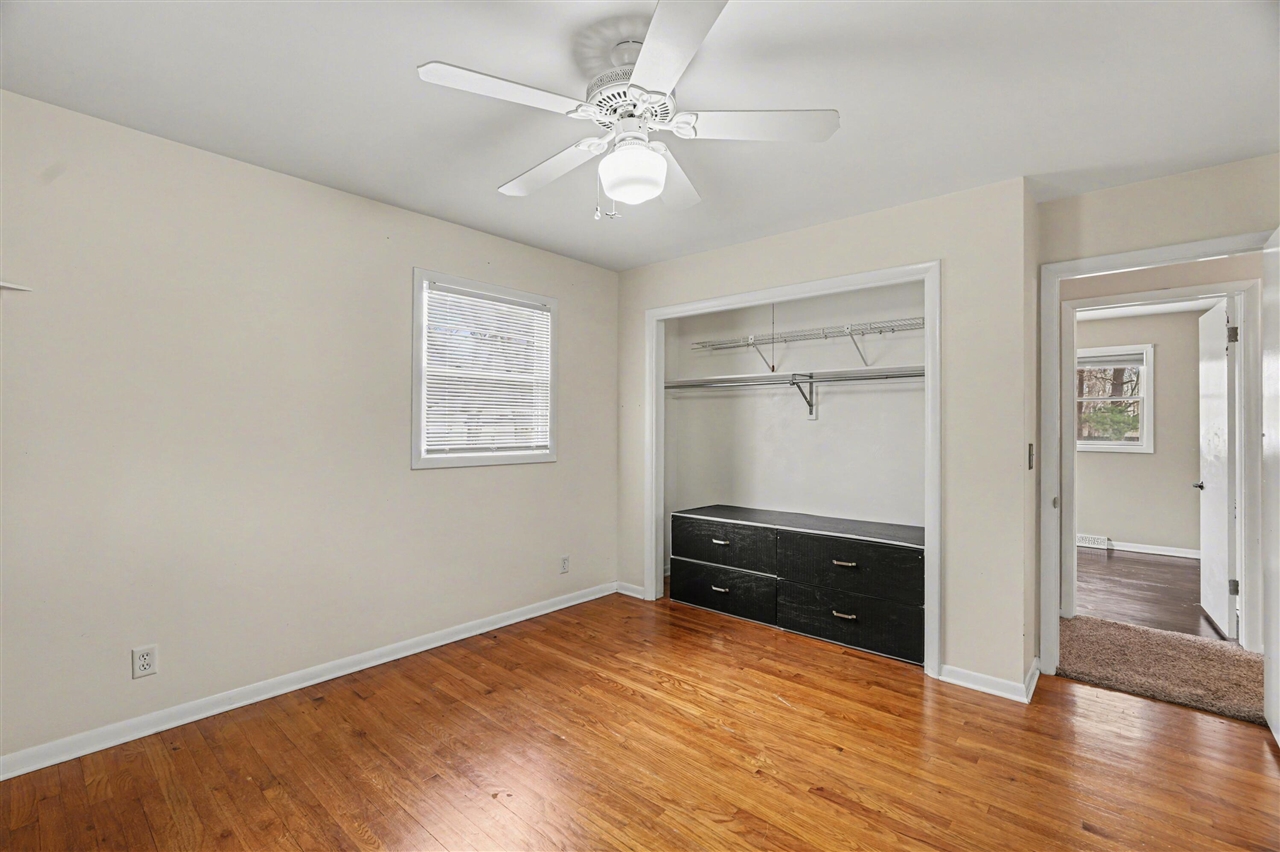 7033 S 12th Street, Portage, MI, 49024-3804