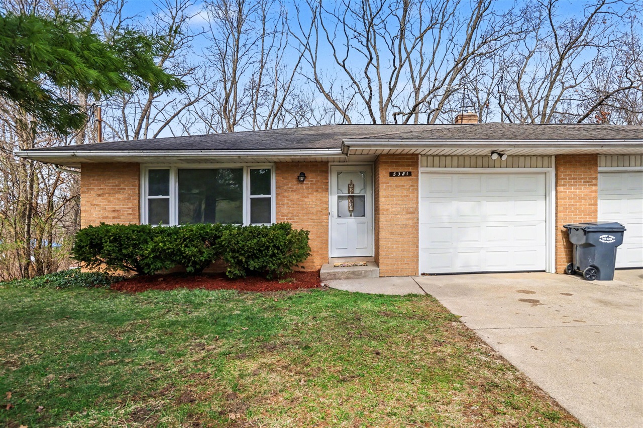 5381 Thayer Avenue, Kalamazoo, MI, 49004-1933