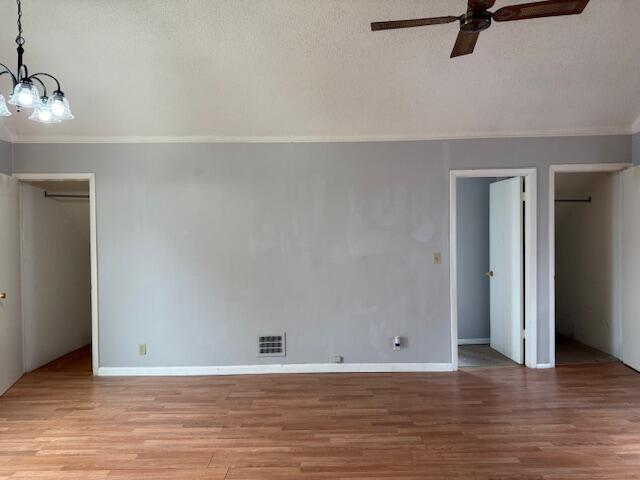 840 Superior Boulevard, Wyandotte, MI, 48192-5077