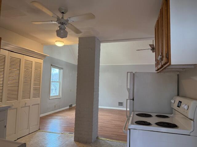 840 Superior Boulevard, Wyandotte, MI, 48192-5077