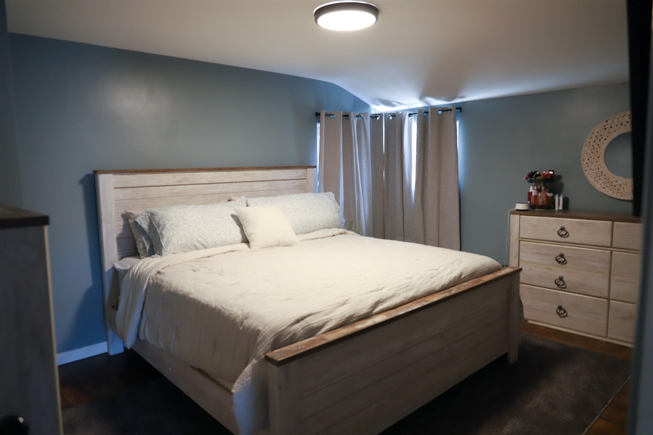 613 Hillcrest Road, Paw Paw, MI, 49079-1710