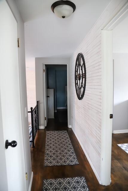 613 Hillcrest Road, Paw Paw, MI, 49079-1710