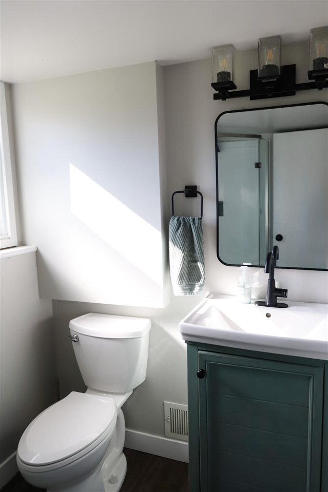 613 Hillcrest Road, Paw Paw, MI, 49079-1710