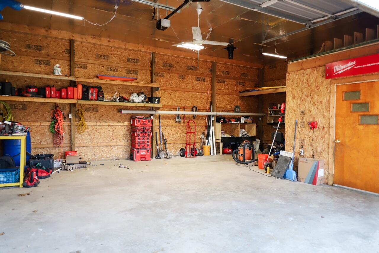 613 Hillcrest Road, Paw Paw, MI, 49079-1710