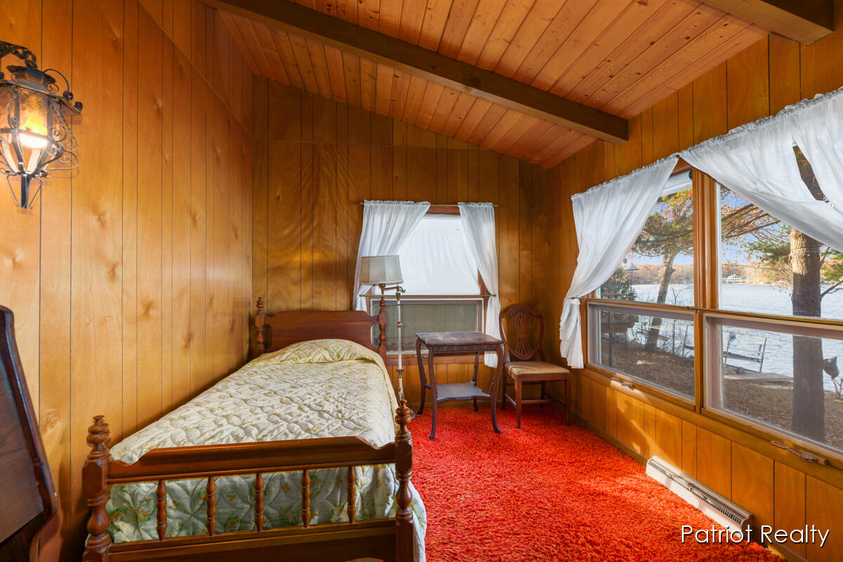 8995 Deer Point Drive, Newaygo, MI, 49337-9206