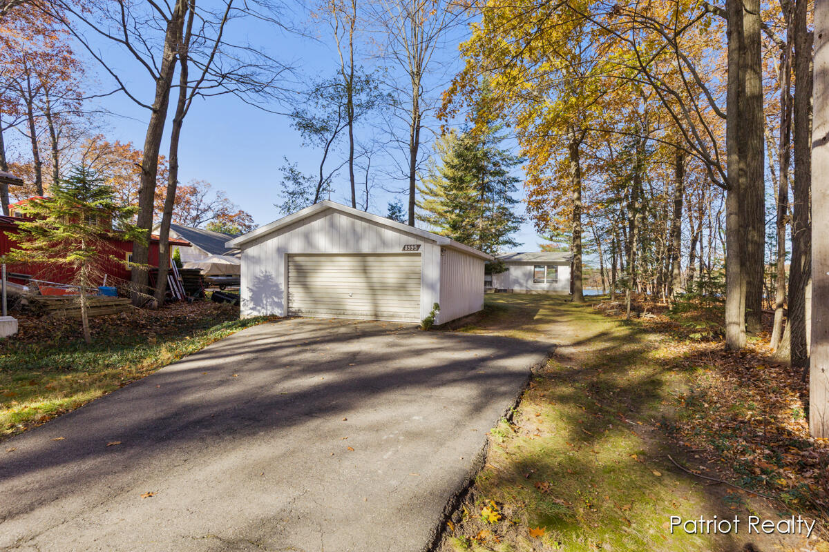 8995 Deer Point Drive, Newaygo, MI, 49337-9206
