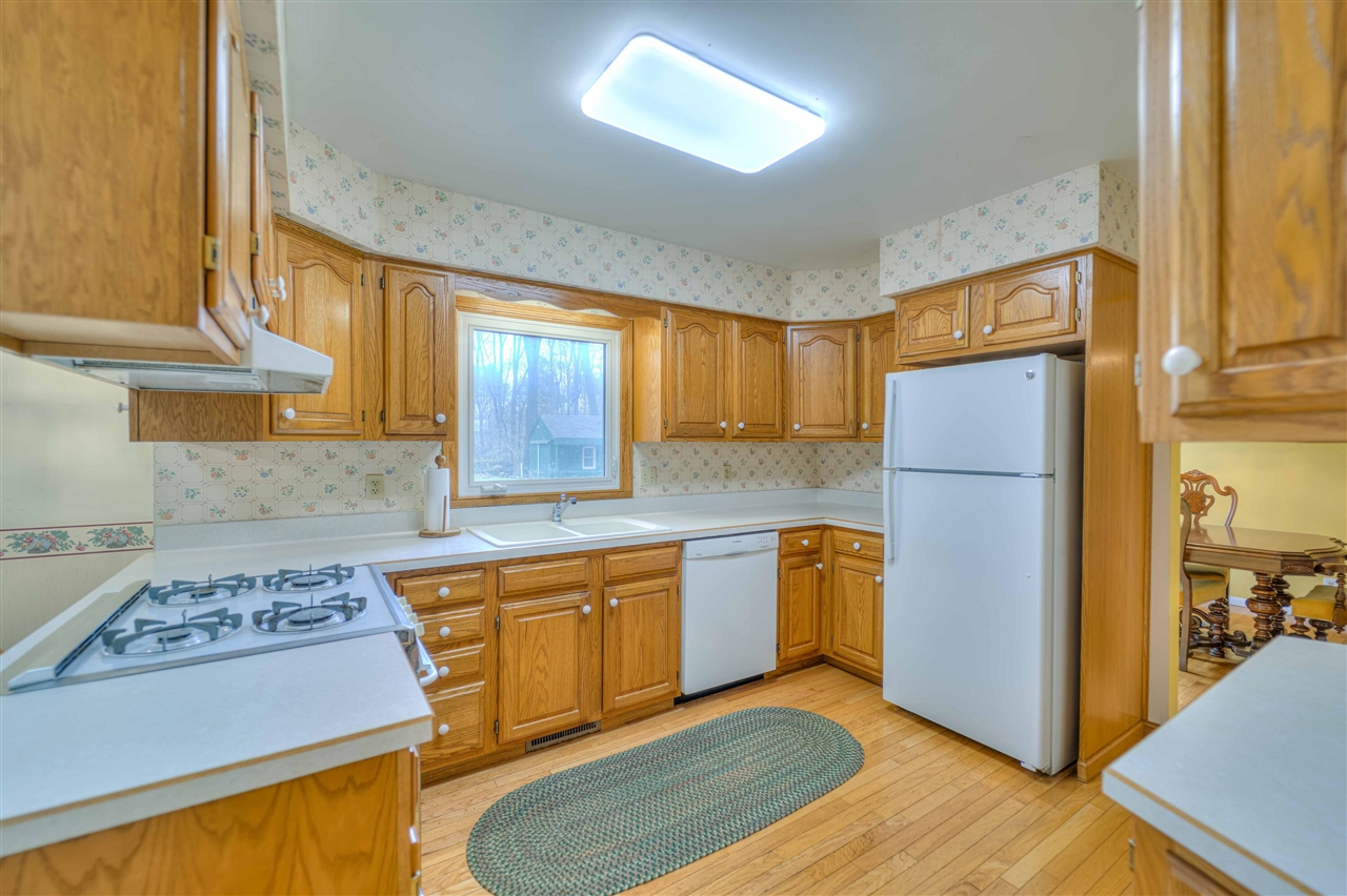 4729 Pin Oak Trail, Jackson, MI, 49201-8203