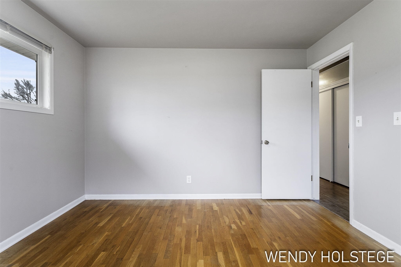 306 N 145th Avenue, Holland, MI, 49424-6448