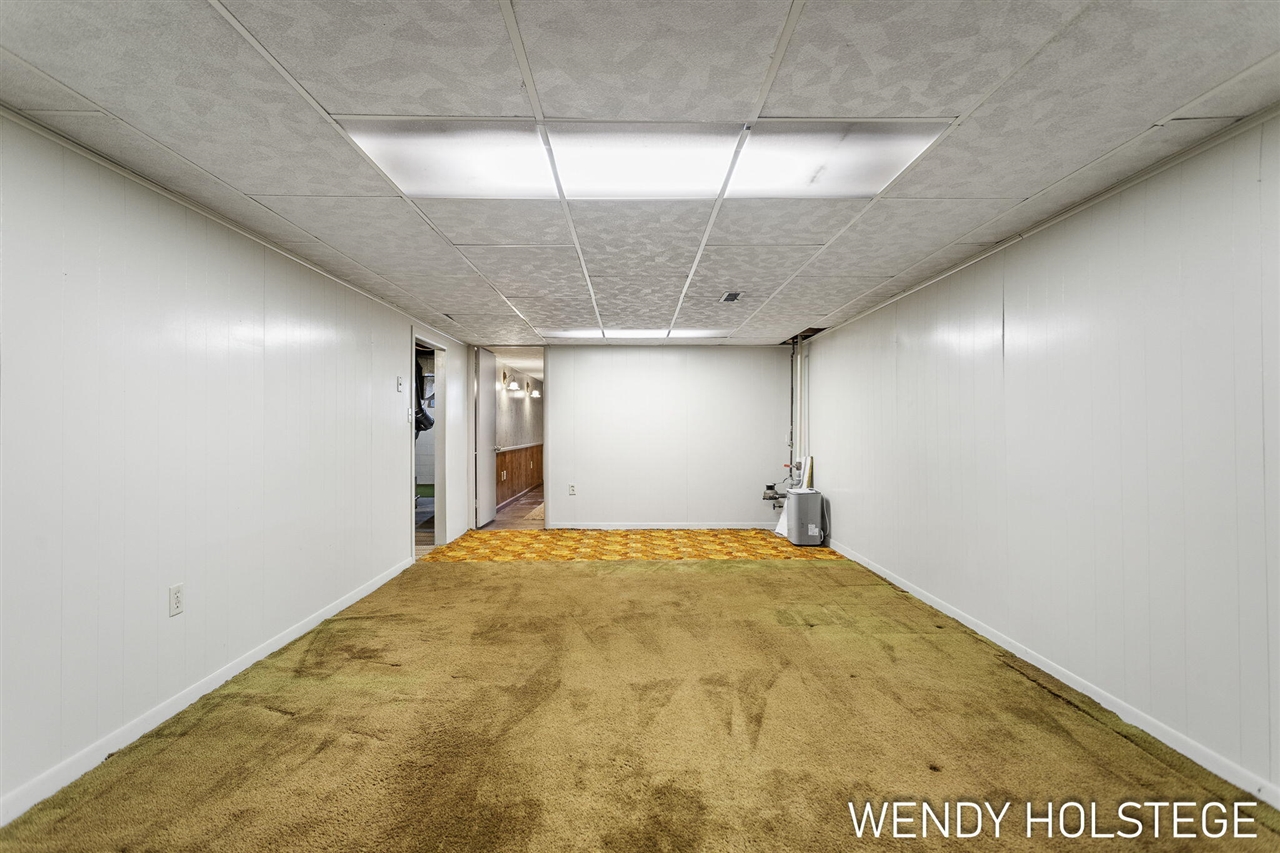 306 N 145th Avenue, Holland, MI, 49424-6448