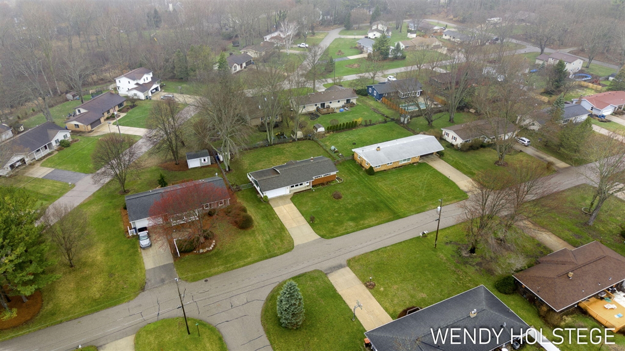 306 N 145th Avenue, Holland, MI, 49424-6448