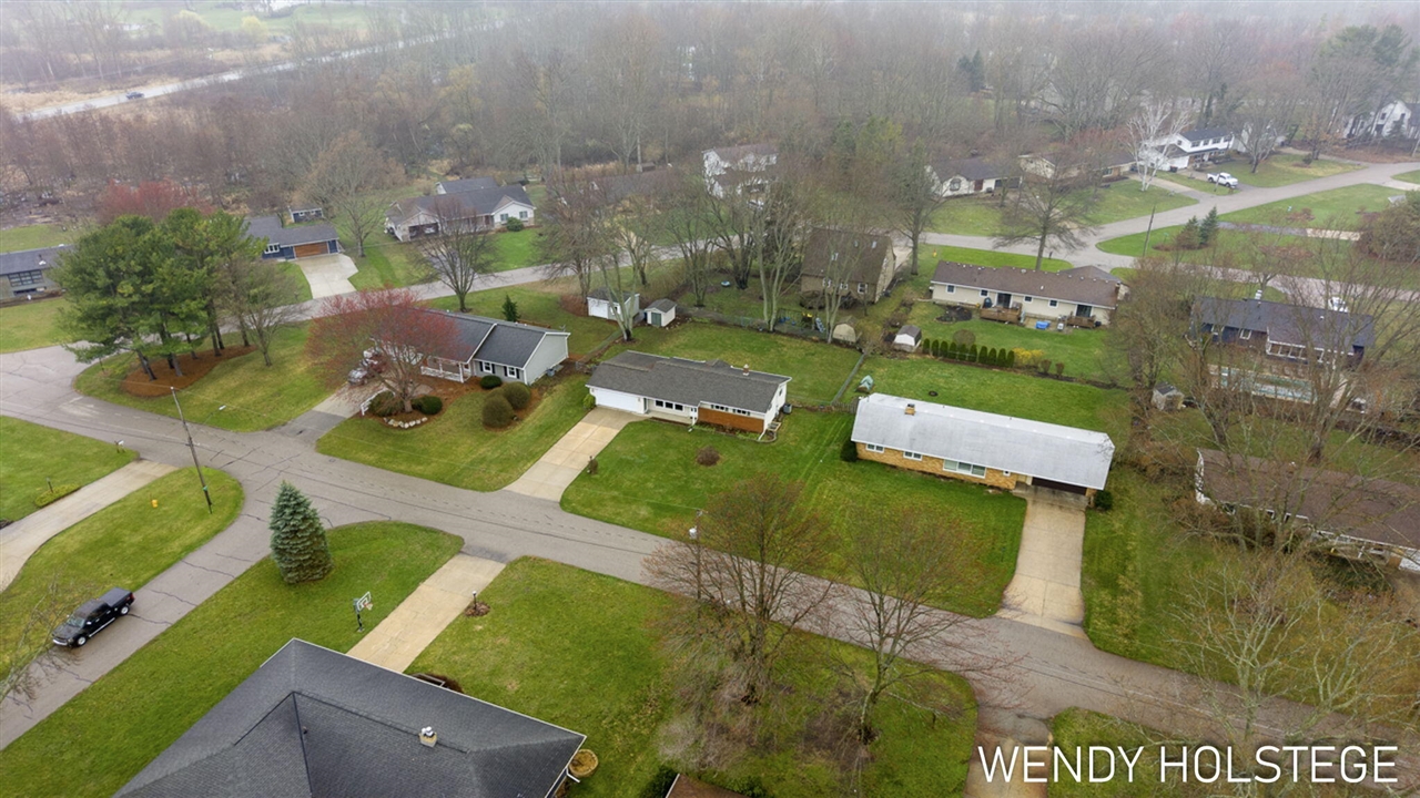 306 N 145th Avenue, Holland, MI, 49424-6448