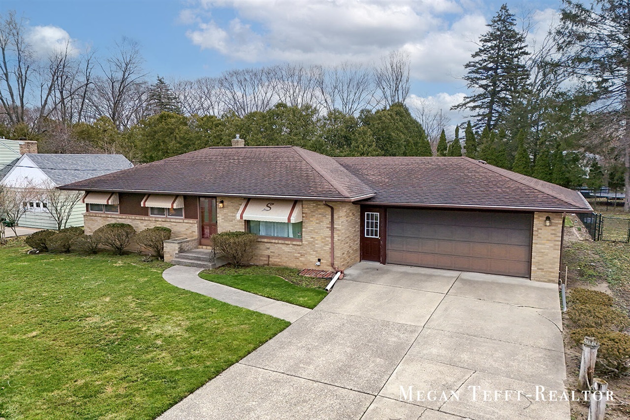 900 Maynard, Grand Rapids, MI, 49504-3659