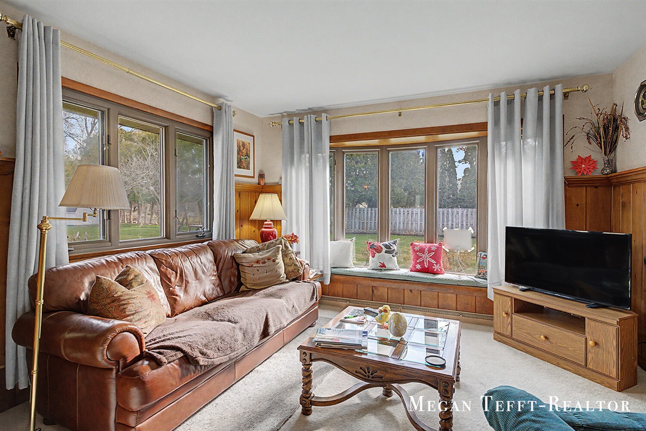 900 Maynard, Grand Rapids, MI, 49504-3659