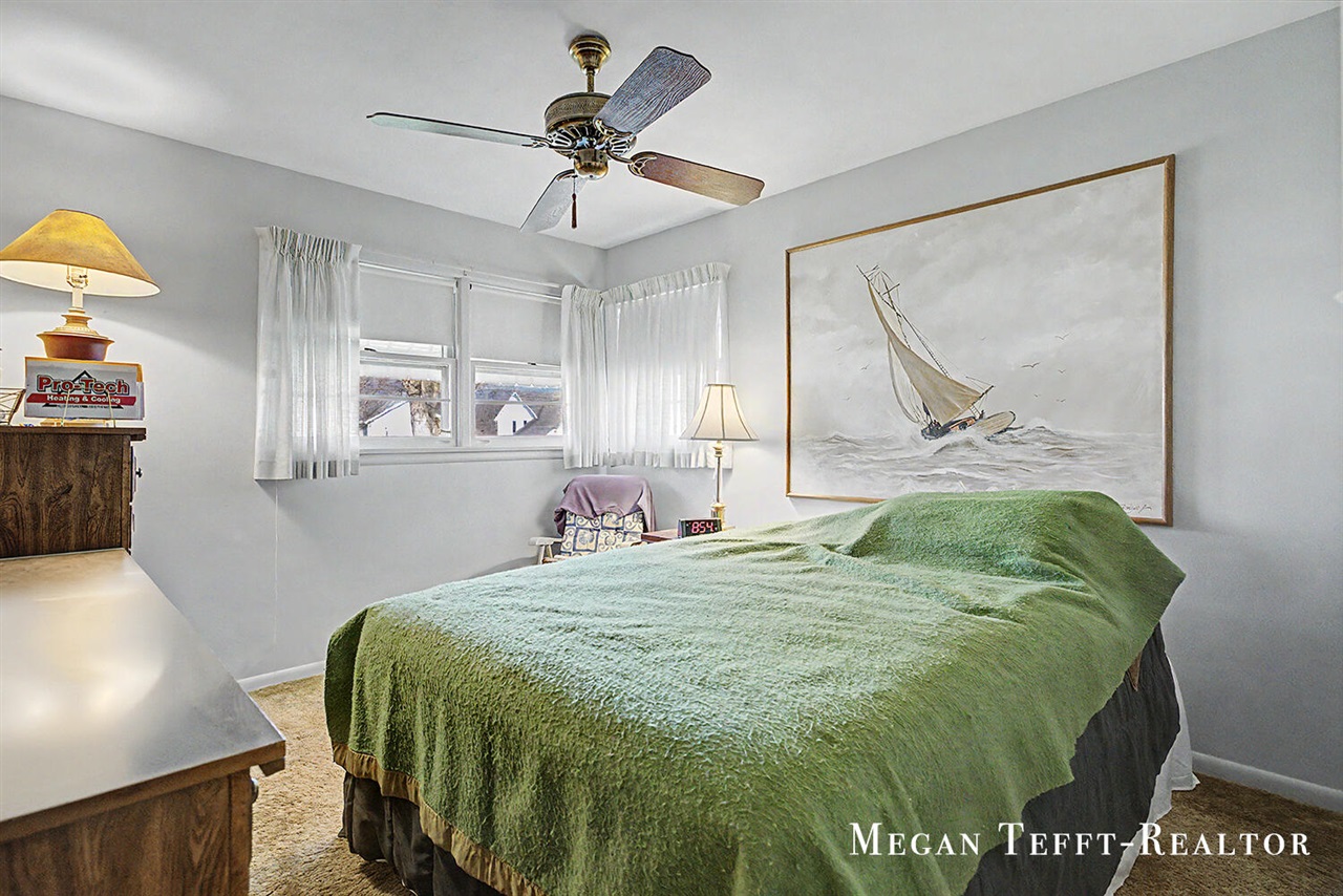 900 Maynard, Grand Rapids, MI, 49504-3659