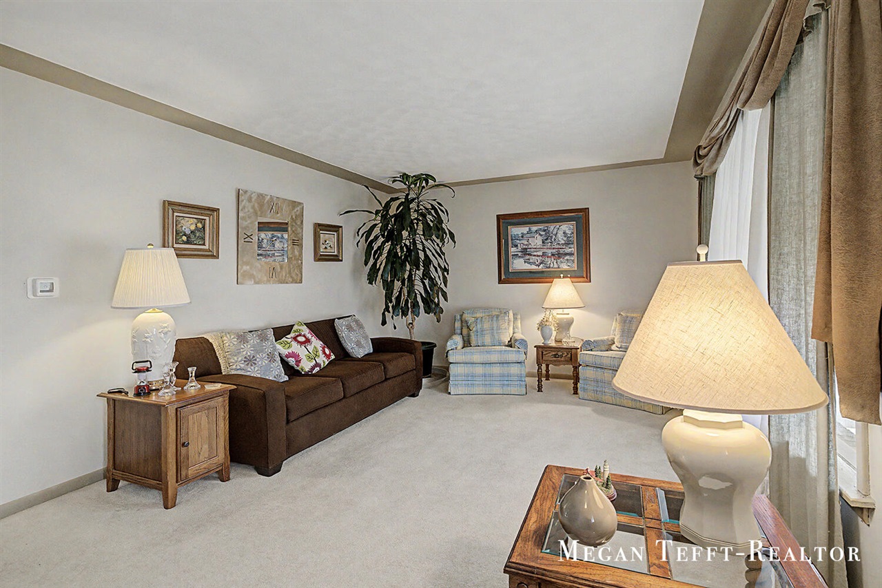 900 Maynard, Grand Rapids, MI, 49504-3659