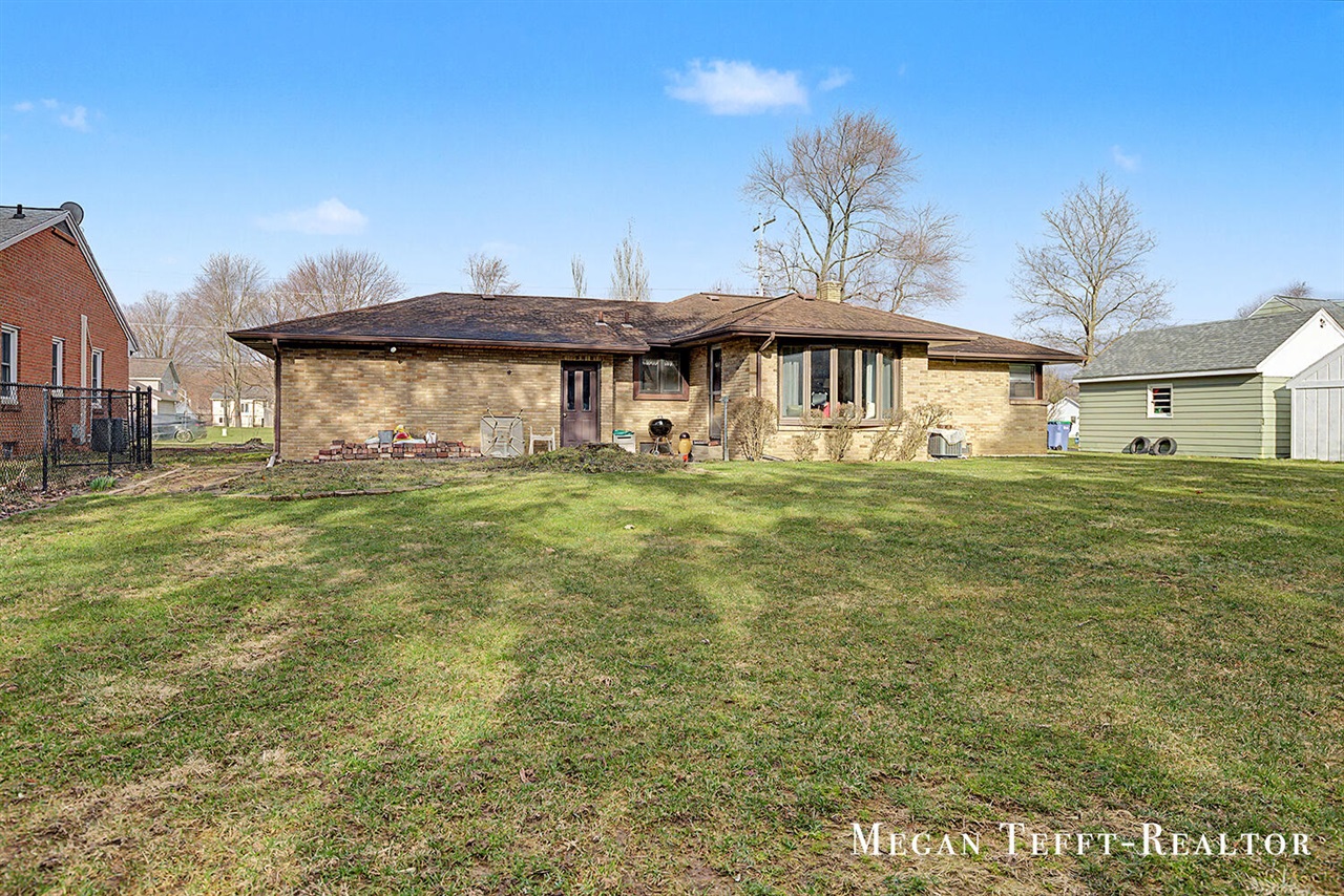 900 Maynard, Grand Rapids, MI, 49504-3659