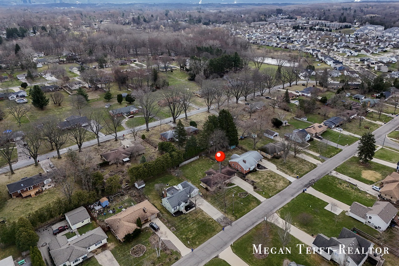 900 Maynard, Grand Rapids, MI, 49504-3659