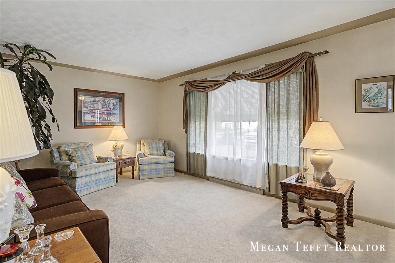 900 Maynard, Grand Rapids, MI, 49504-3659