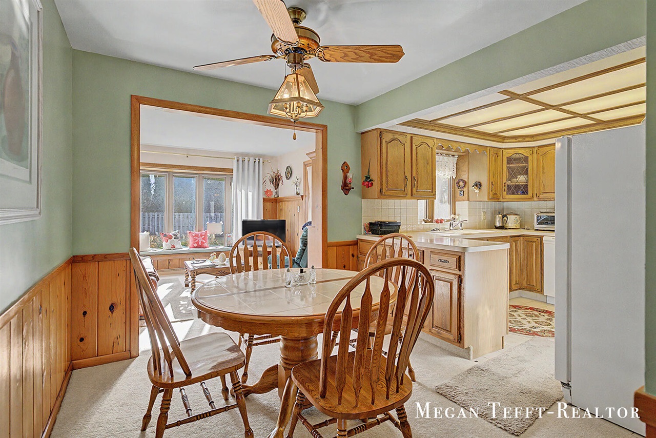 900 Maynard, Grand Rapids, MI, 49504-3659