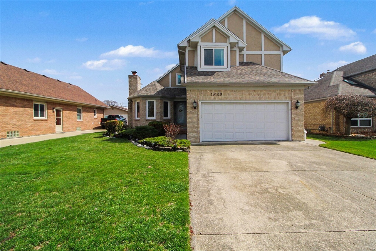 13139 Mulberry Street, Southgate, MI, 48195-2440