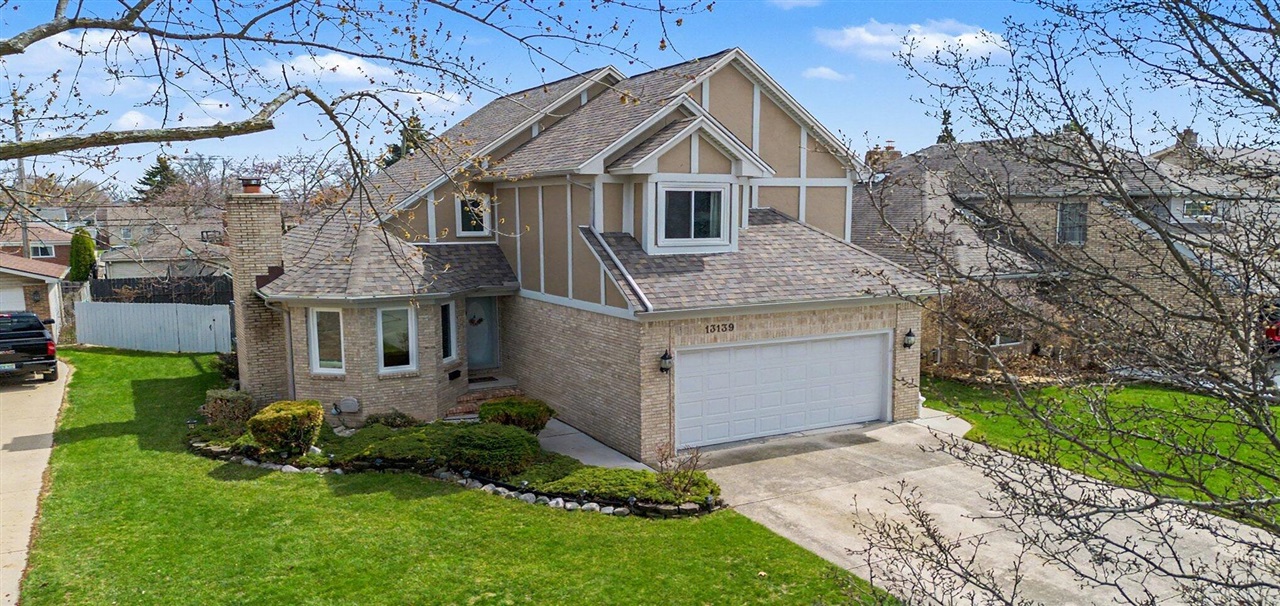 13139 Mulberry Street, Southgate, MI, 48195-2440