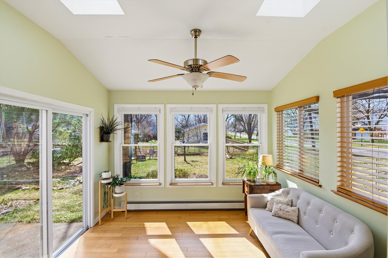 2437 Burns Avenue, Ypsilanti, MI, 48197-4303