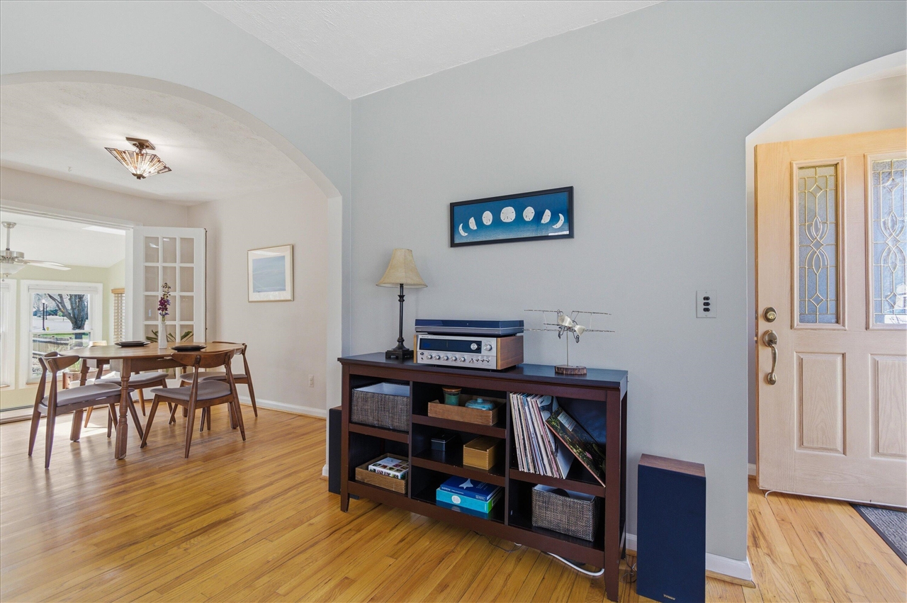 2437 Burns Avenue, Ypsilanti, MI, 48197-4303