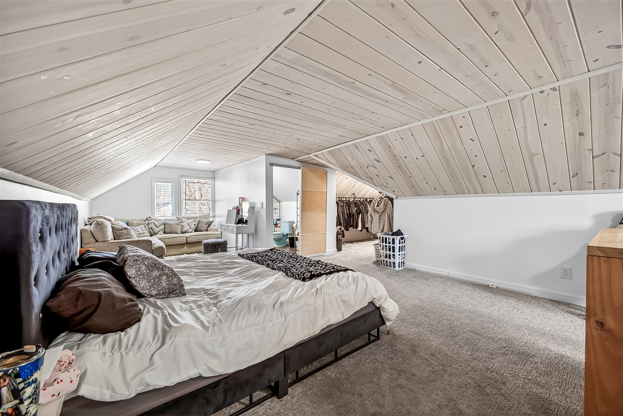 1845 Spencer Drive, Norton Shores, MI, 49441-4536