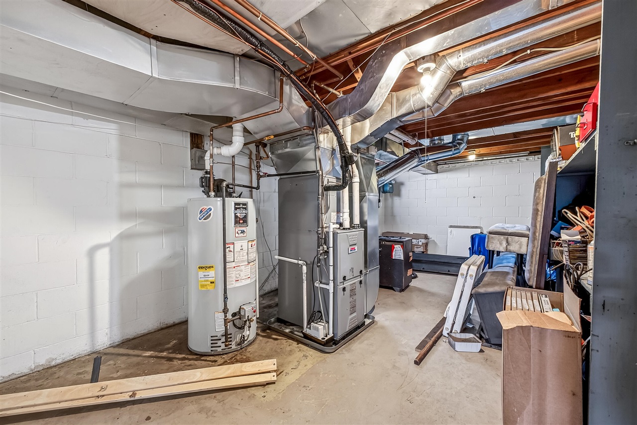 1845 Spencer Drive, Norton Shores, MI, 49441-4536