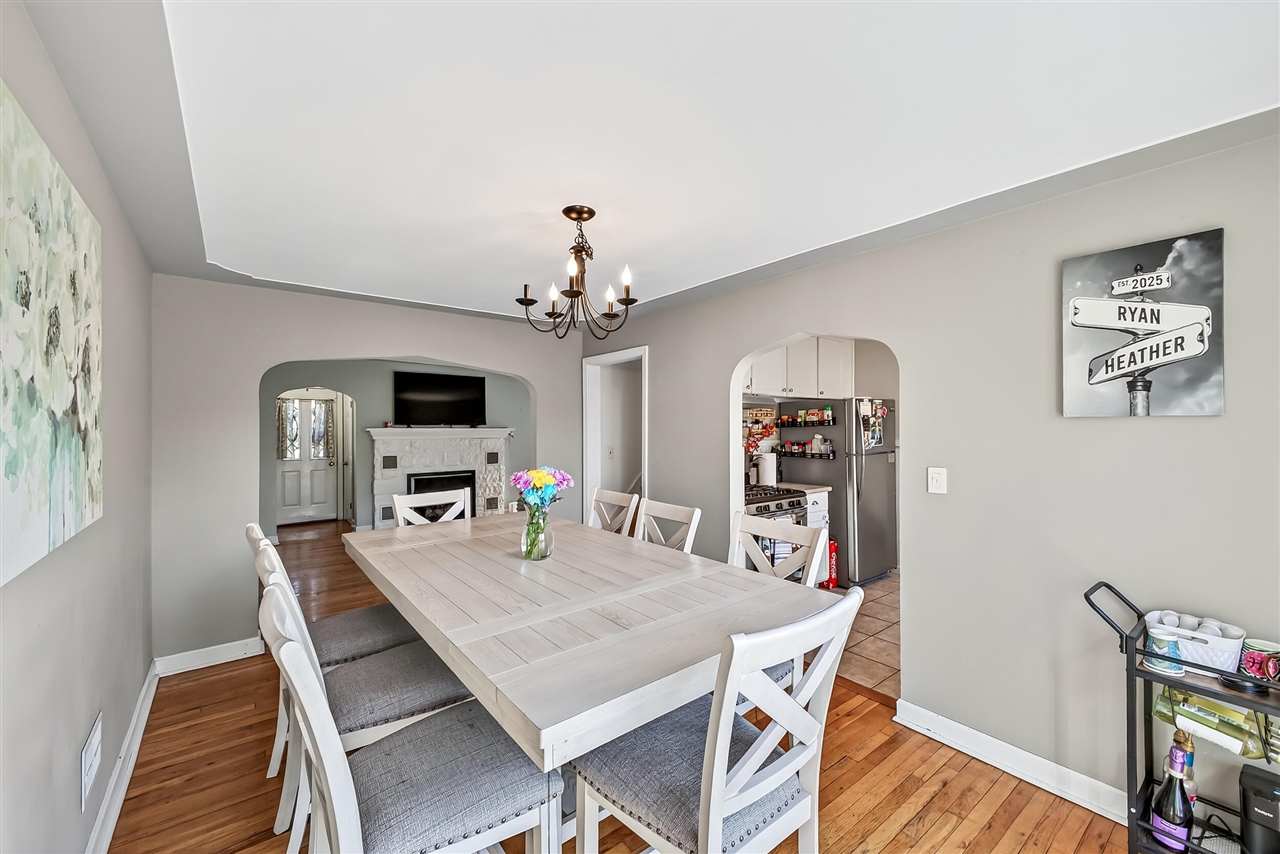 1845 Spencer Drive, Norton Shores, MI, 49441-4536