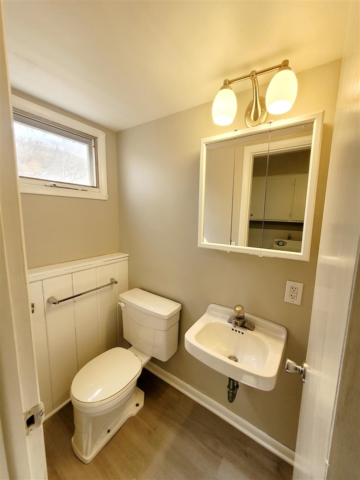 1462 Southlawn Drive, Wyoming, MI, 49509-4354