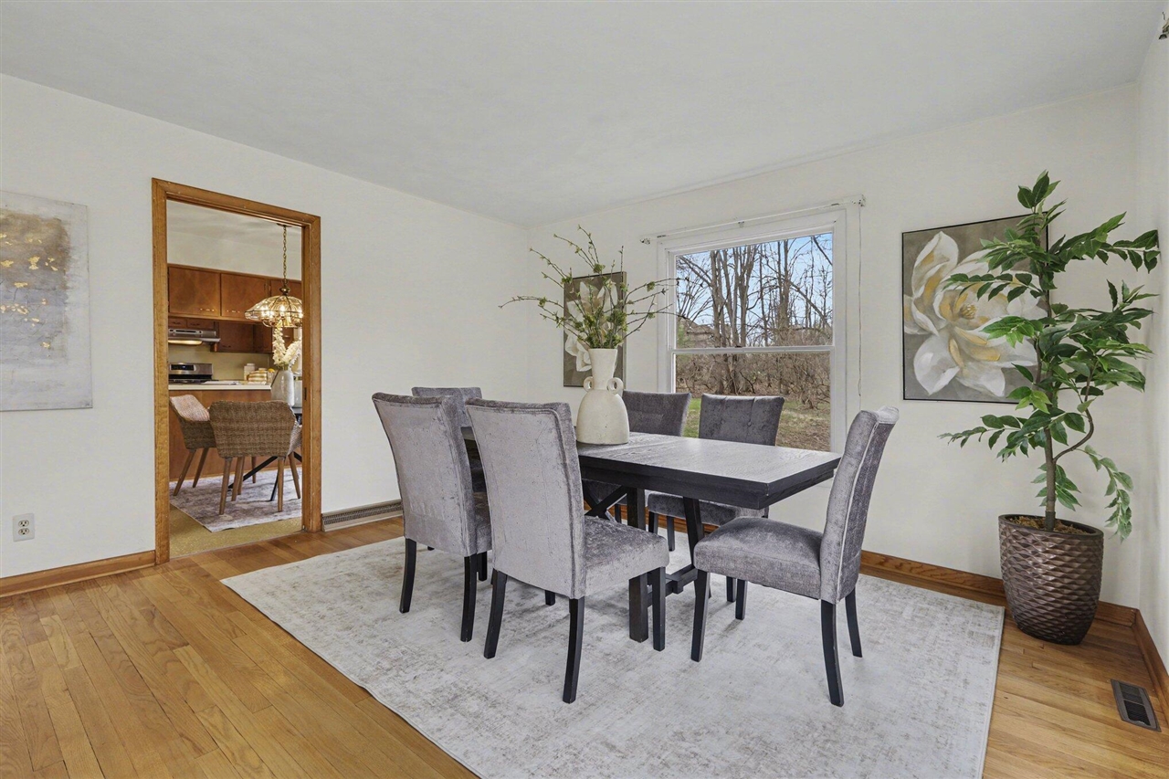 2889 Parkridge Drive, Ann Arbor, MI, 48103-1734