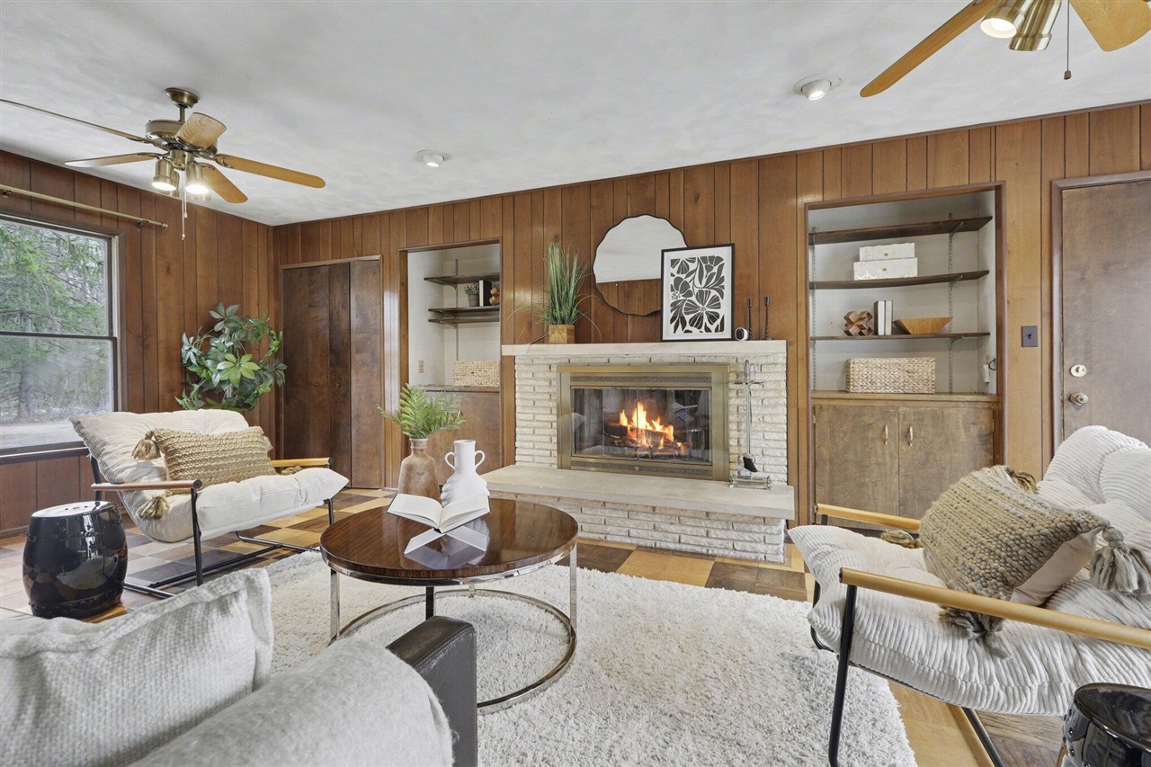 2889 Parkridge Drive, Ann Arbor, MI, 48103-1734