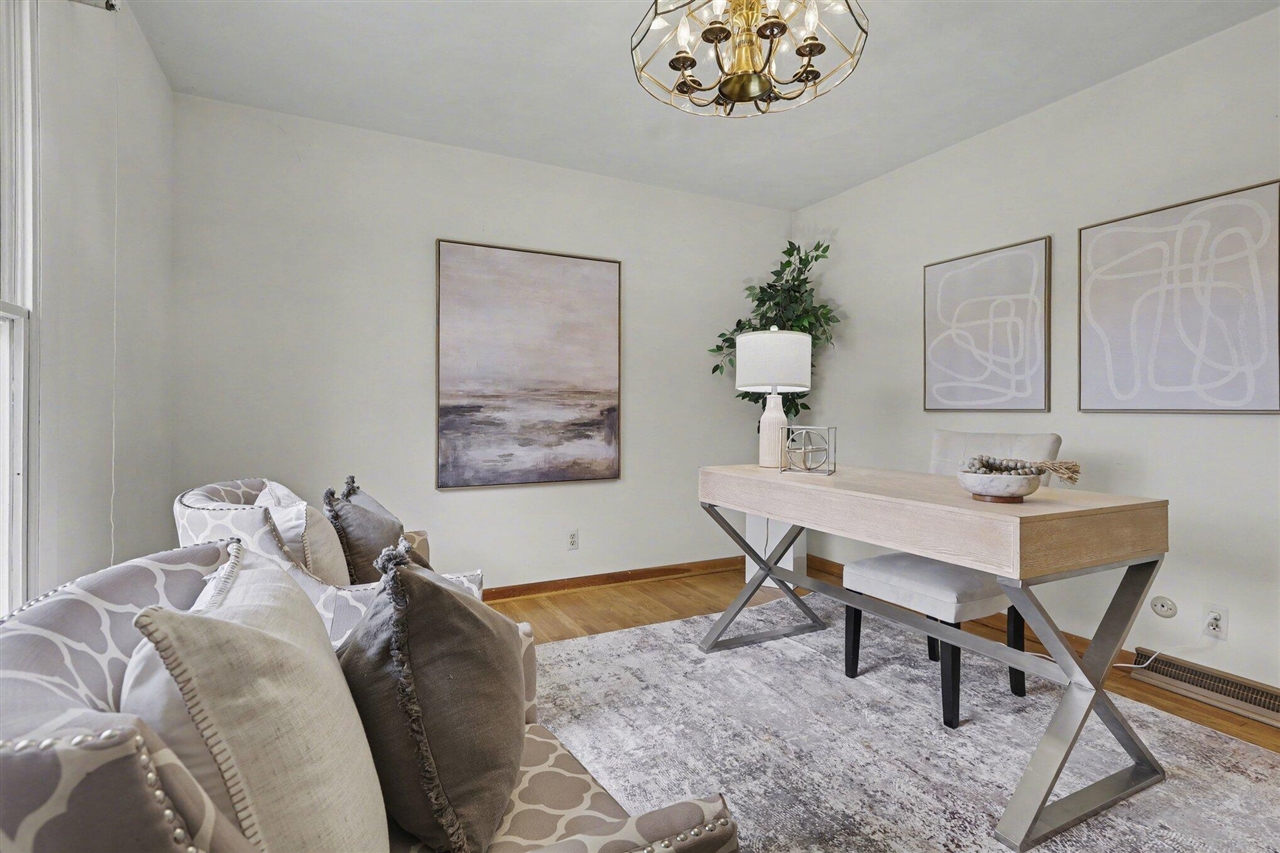 2889 Parkridge Drive, Ann Arbor, MI, 48103-1734