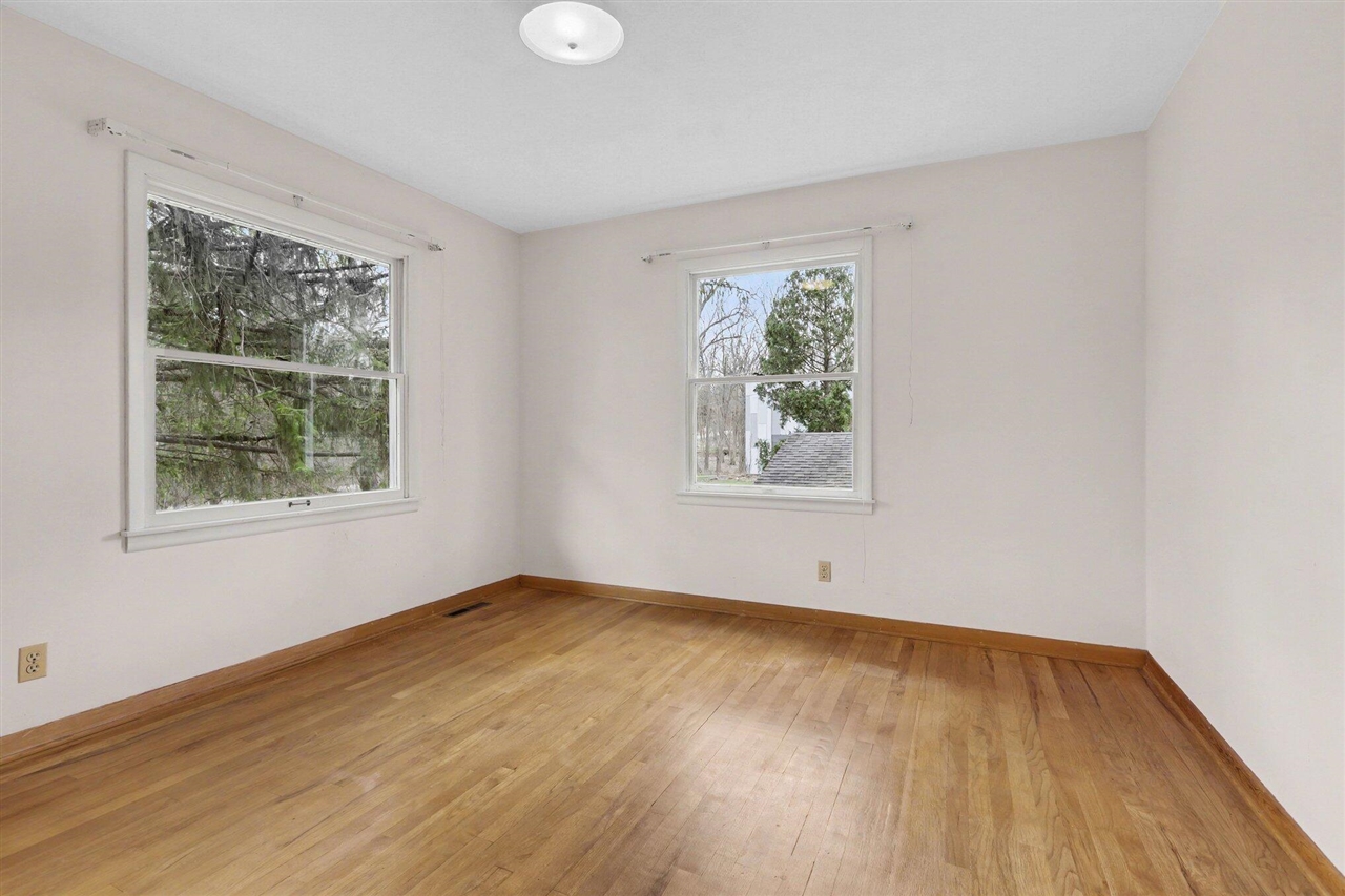 2889 Parkridge Drive, Ann Arbor, MI, 48103-1734