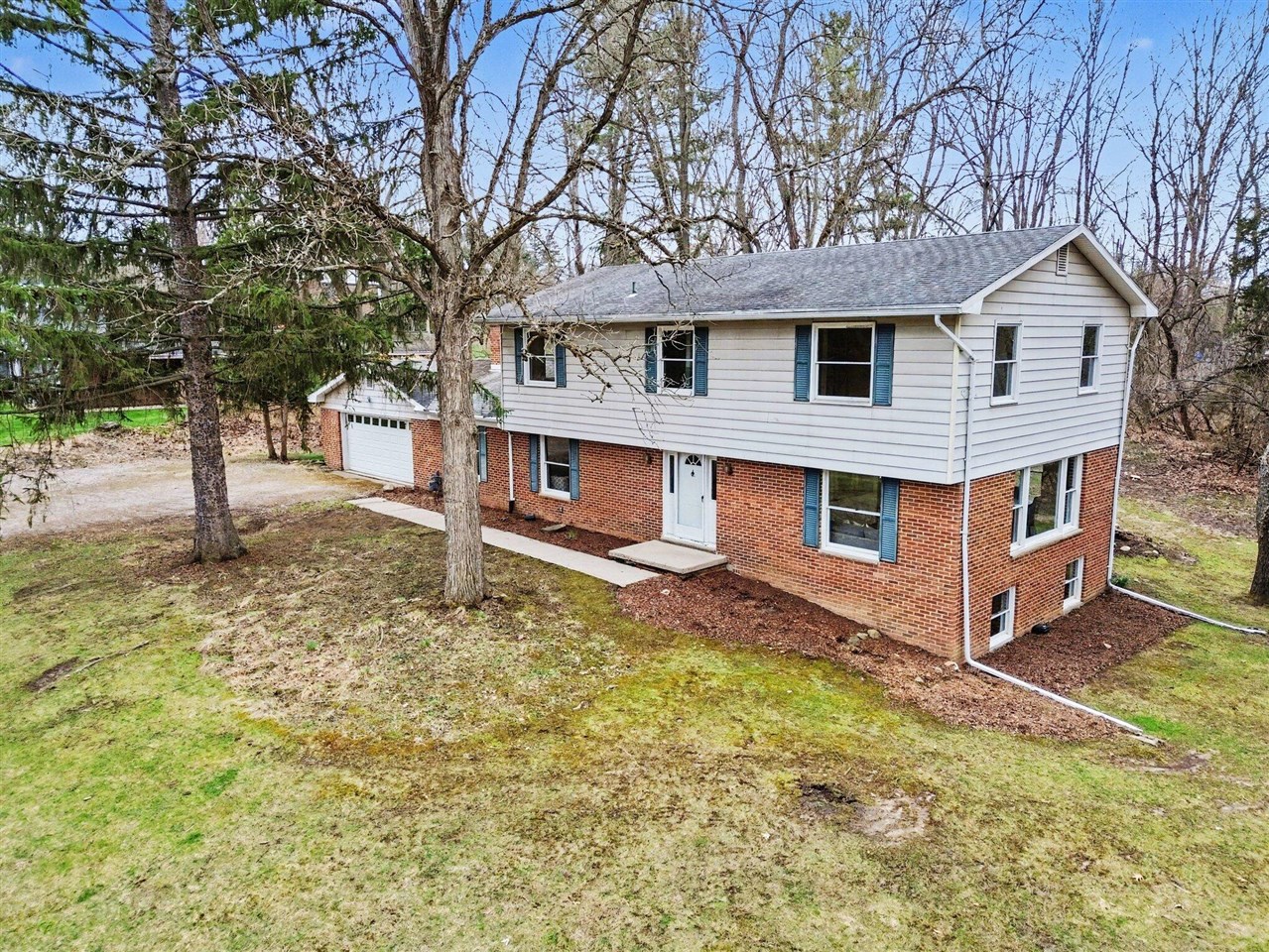 2889 Parkridge Drive, Ann Arbor, MI, 48103-1734