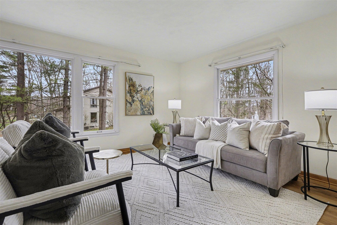 2889 Parkridge Drive, Ann Arbor, MI, 48103-1734