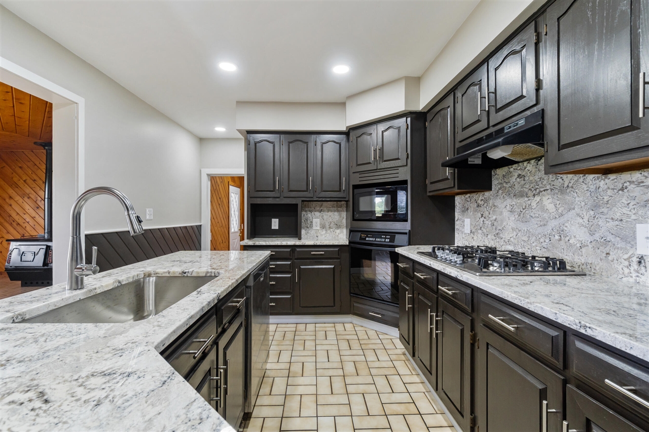 2580 Litle Road, Parma, MI, 49269-9505