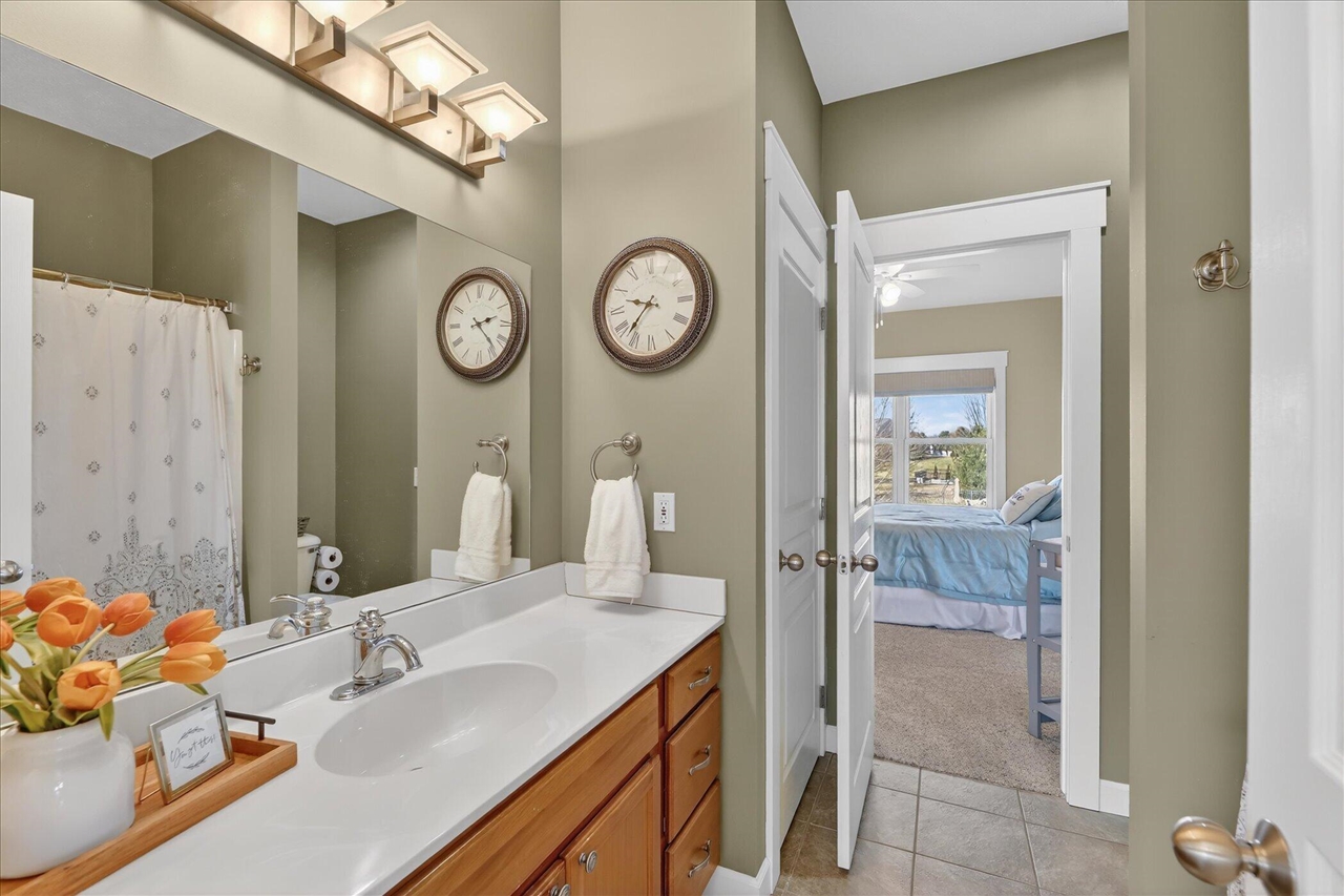 5420 Farallon Street, Kalamazoo, MI, 49009-6202