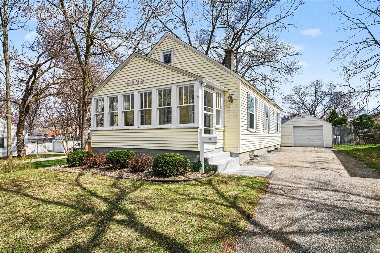 3008 Dawes Road, Muskegon, MI, 49441-3840