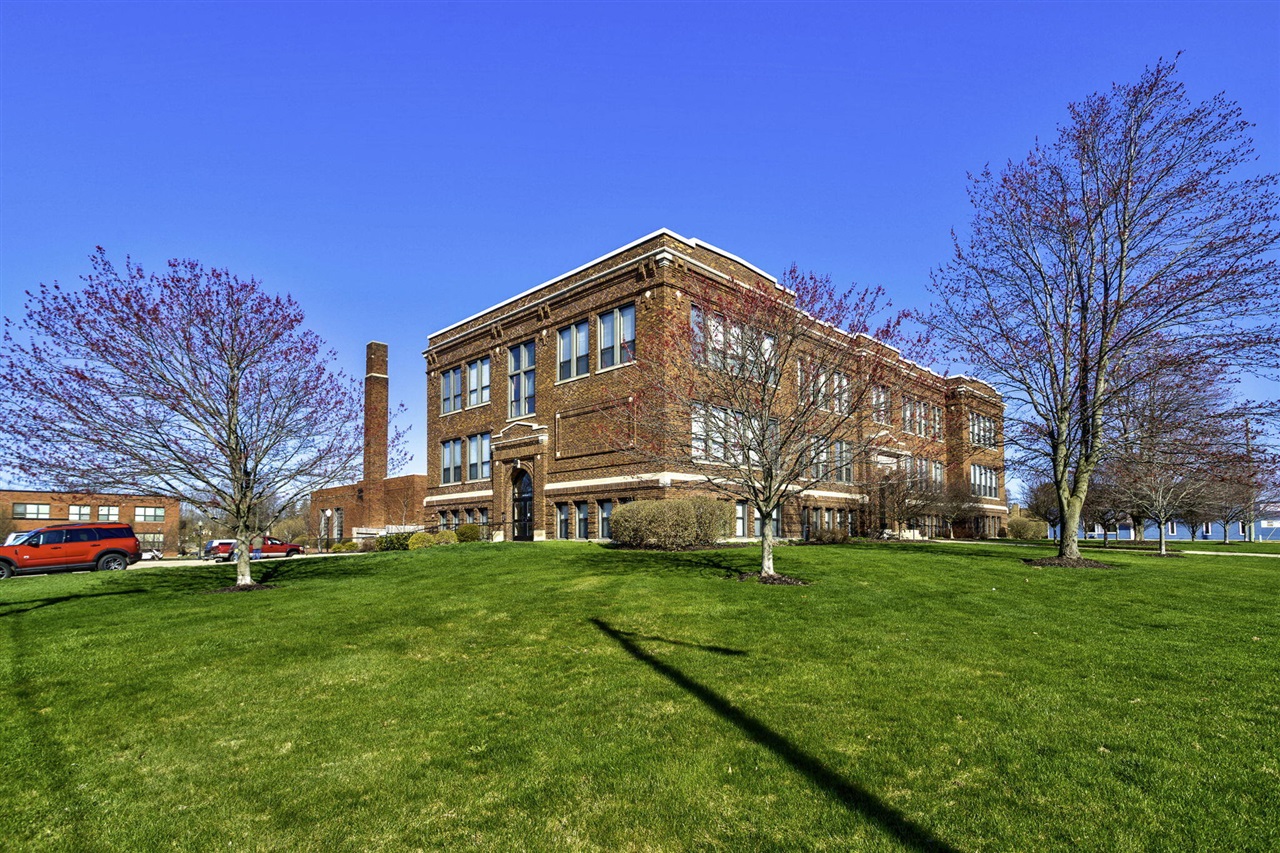 6337 Richalle Street, Brighton, MI, 48116 2158