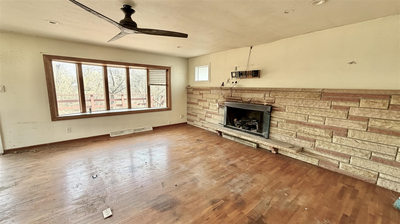 1565 N Teakwood Drive, Stevensville, MI, 49127-9622