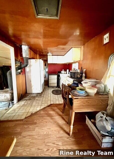 10624 W 22 1/2 Road, Mesick, MI, 49668-8921