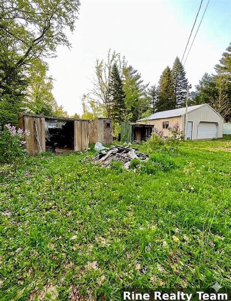 10624 W 22 1/2 Road, Mesick, MI, 49668-8921